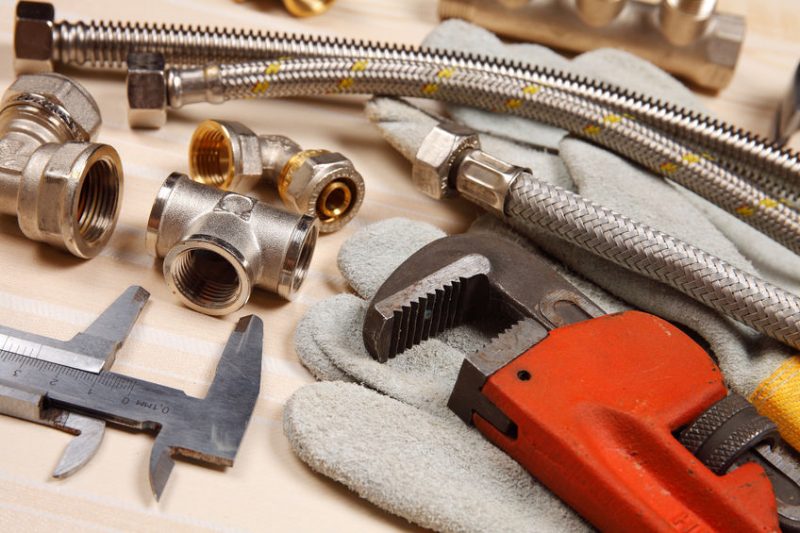 plumbing services in Riverside, CA